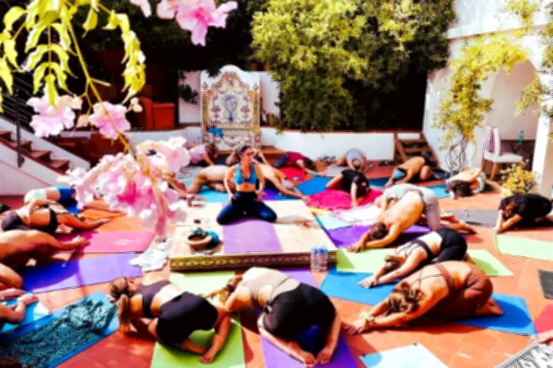 Héliopolis holistique : premier festival bien-être sur l'île du Levant