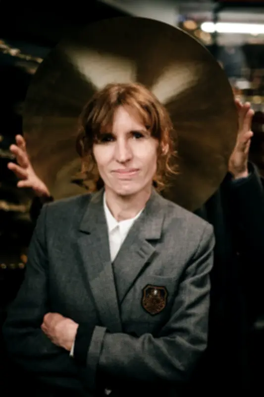 Hélène Perlant, la voix qui dénonce le vacarme urbain et ses impacts