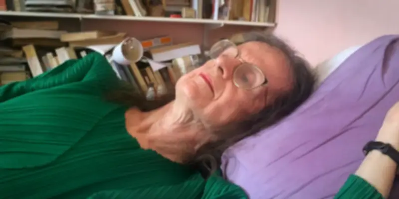 Hélène Trésor Transnationale : un documentaire sur Hélène Hazera, icône de la contre-culture