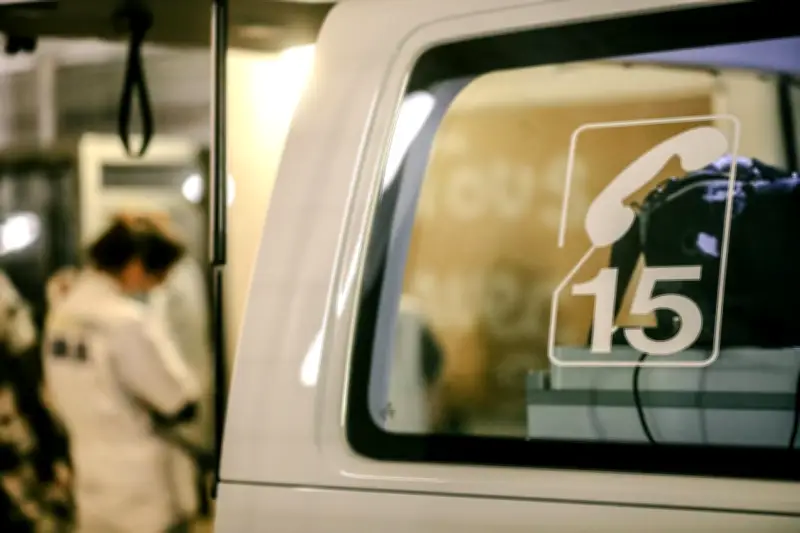 Hémorragie pendant sa grossesse : le Samu refuse l'ambulance, une femme frôle la mort à Sète