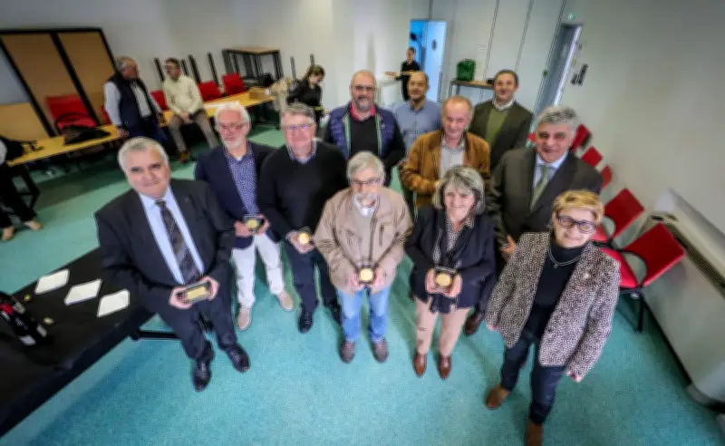 Hommage des députés Habib et Poueyto aux maires retraités des Pyrénées-Atlantiques