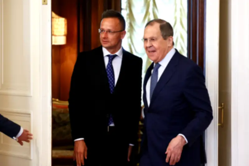 Hongrie : le ministre Szijjarto espionnait pour la Russie lors des réunions de l'UE