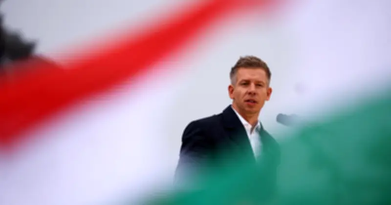 Hongrie : Viktor Orban concède sa défaite après la victoire écrasante du parti Tisza