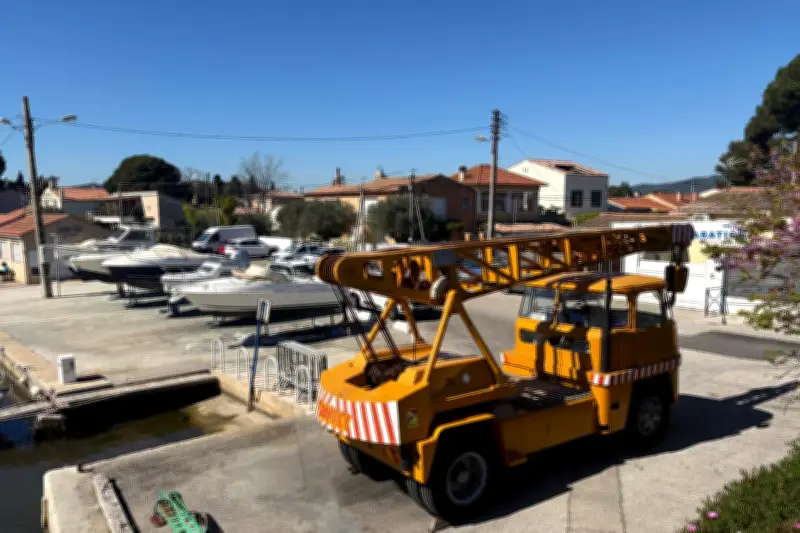 Hyères : Le carénage de l'Ayguade bientôt aux normes, les dossiers du port discutés avec les élus