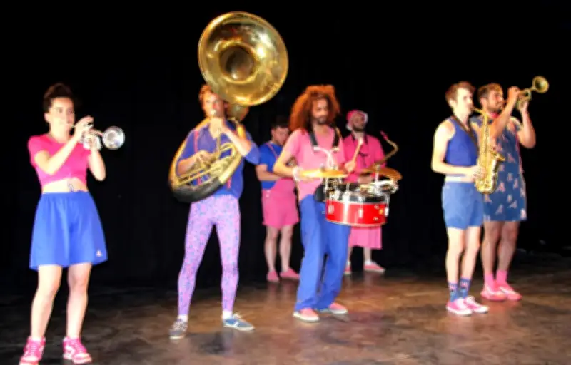 Inauguration du chapiteau culturel itinérant La Gargouille à La Force