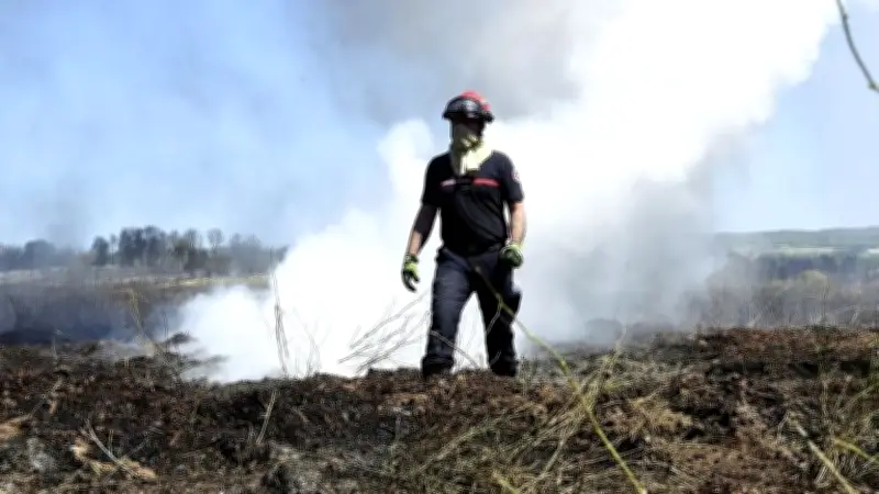 Incendie à Castelnau-de-Guers : les pompiers racontent la course contre le feu