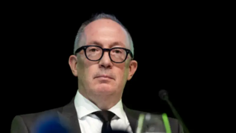 Incendie de Crans-Montana : le maire entendu par la justice après trois mois d'enquête