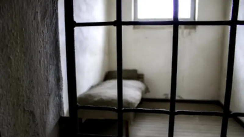 Incendie en prison : un détenu de 25 ans grièvement brûlé dans sa cellule à Nantes