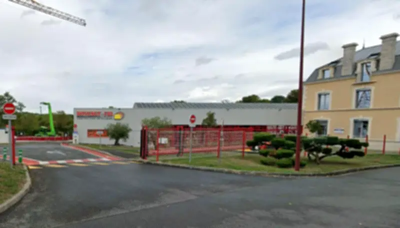 Incendie majeur chez Duvergt-FBI à Ribérac : 100 salariés évacués, 39 pompiers mobilisés