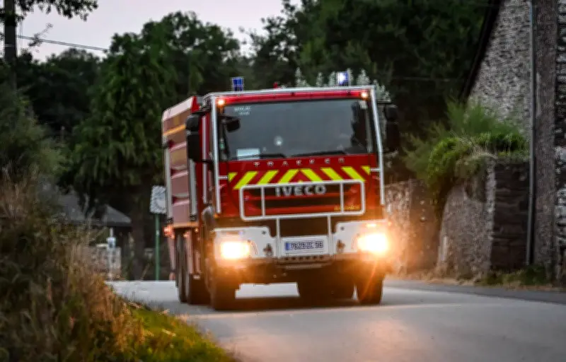 Incendies criminels dans le Cher : des infrastructures électriques ciblées pour perturber l'armement