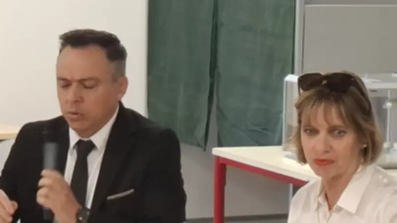 Indemnités des élus : Joffrey Léon cède une partie à la vice-présidente