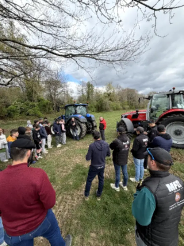 Innovations technologiques agricoles présentées par des élèves à Thiviers