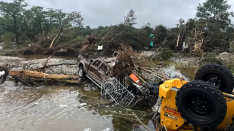 Inondations au Texas : 50 morts, 27 enfants portés disparus après des crues éclair