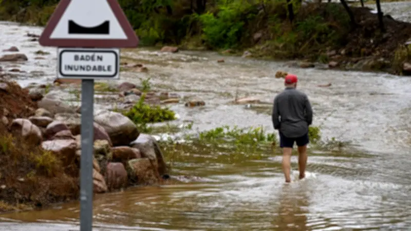 Inondations à Valence : montée des eaux impressionnante un an après les crues meurtrières