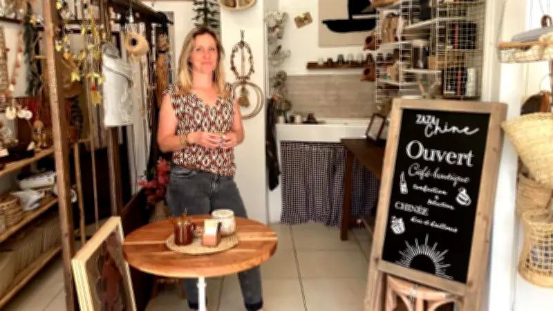 Isabelle transforme sa boutique en café convivial à Servian
