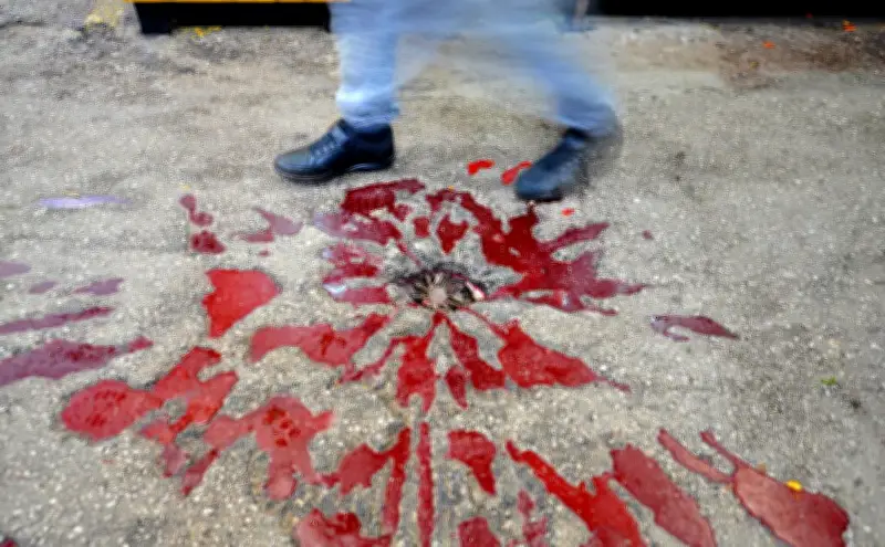 Jakuta Alikavazovic rend hommage aux monuments discrets qui façonnent notre quotidien