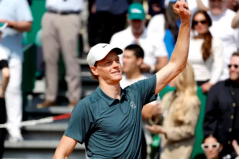 Jannik Sinner écrase Alexander Zverev et se qualifie pour la finale du Masters de Monte-Carlo