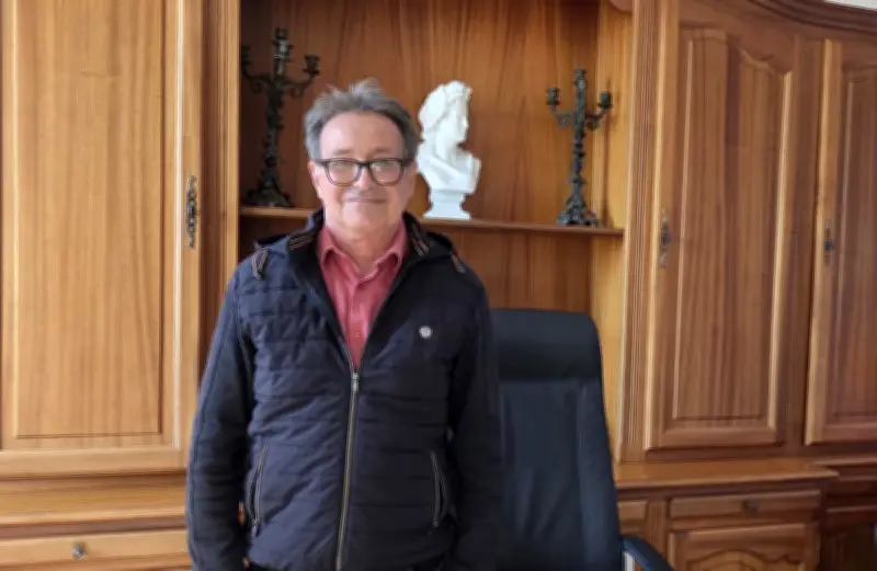 Jean-Pascal Desplaces, nouveau maire de La Tremblade, découvre les défis de la fonction