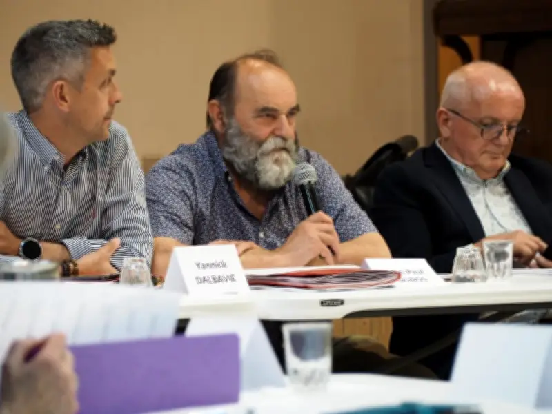 Jean-Paul Dubos remporte la présidence de la CCVH dans un scrutin serré