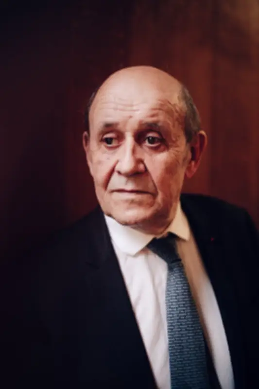 Jean-Yves Le Drian face aux défis diplomatiques au Moyen-Orient