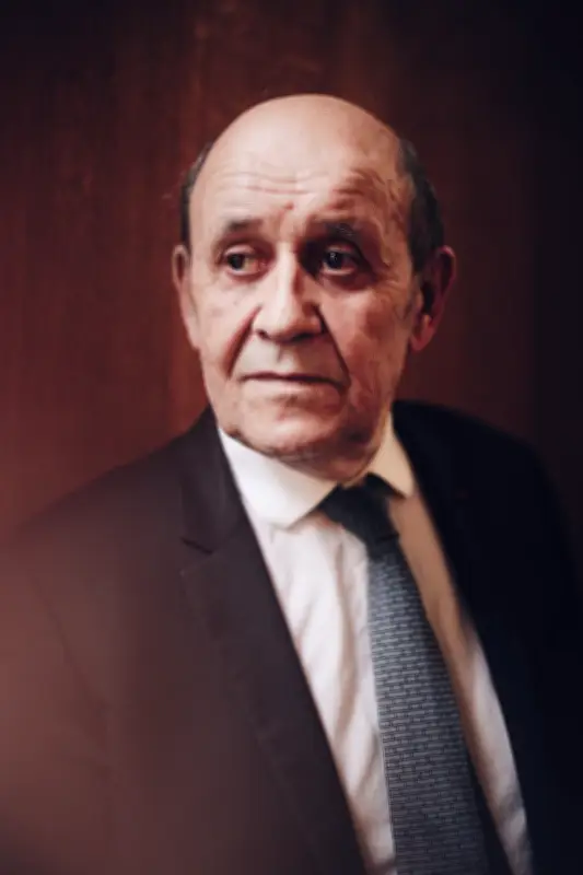 Jean-Yves Le Drian, la vigie ébranlée du Moyen-Orient, face aux crises persistantes