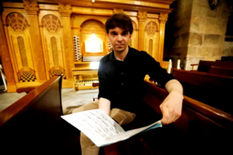 Joffrey Mialon, jeune prodige de l'orgue, ouvre une série de concerts gratuits à la cathédrale de Fréjus