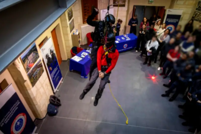 Journée des métiers pénitentiaires à Bordeaux : séduire les jeunes pour recruter