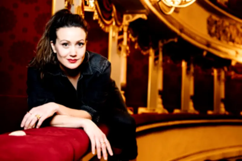 Julie Fuchs, soprano étoile : entre Victoires de la musique et passion du tango argentin