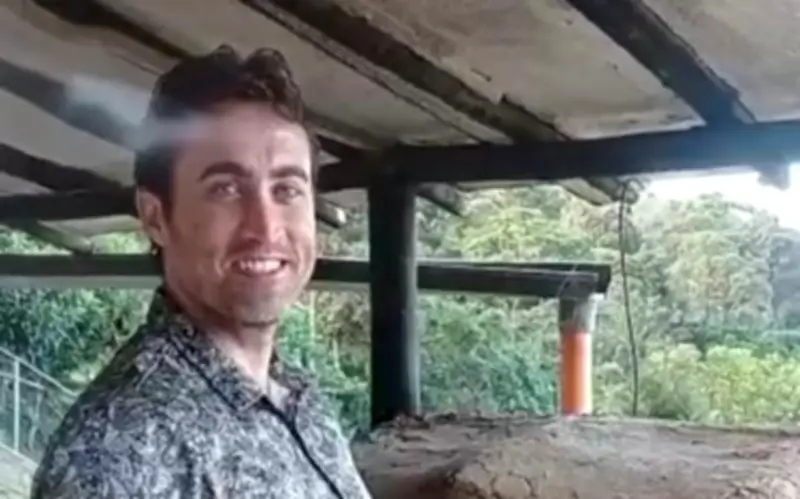 Julien Février, otage français libéré au Venezuela, témoigne de l'horreur des prisons de Caracas