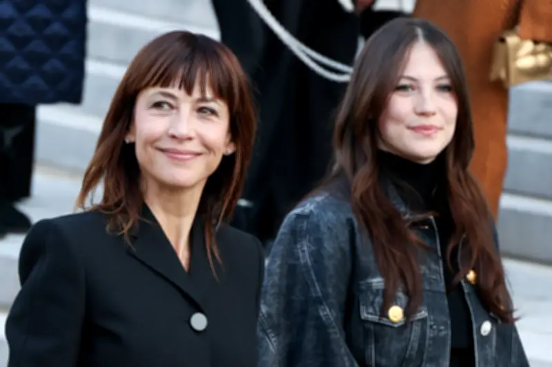 Juliette Lemley, fille de Sophie Marceau, fait ses débuts d'actrice dans une série France 2