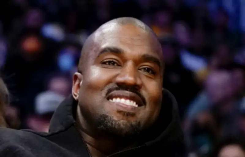 Kanye West à Wireless : l'organisateur appelle au pardon malgré les polémiques antisémites