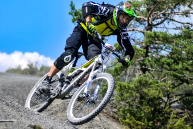 La 6e édition de l'Enduro « Ride for Yann » honore la mémoire d'un pilote VTT légendaire