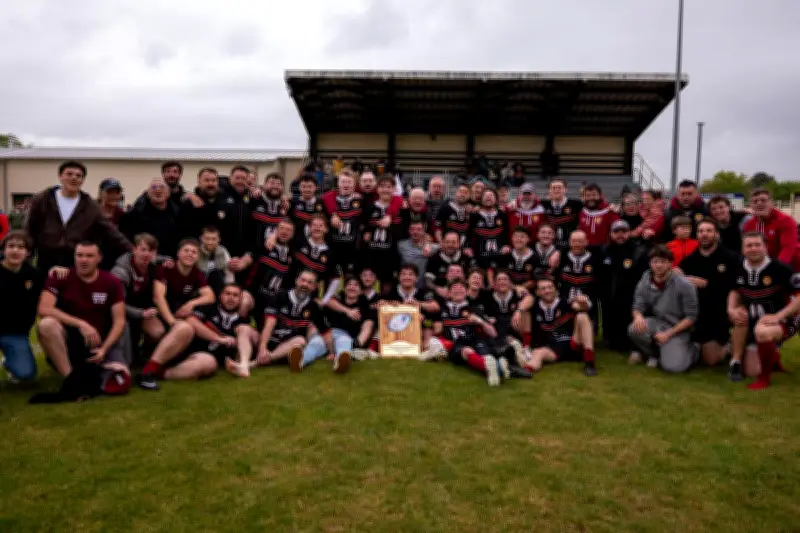 La Brède triomphe en finale de terroir face à Cazaux grâce à une pénalité ultime