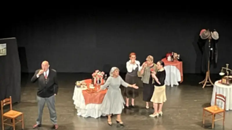 La Compagnie Artifex ouvre le 7e Festival de Théâtre de Sauveterre avec succès