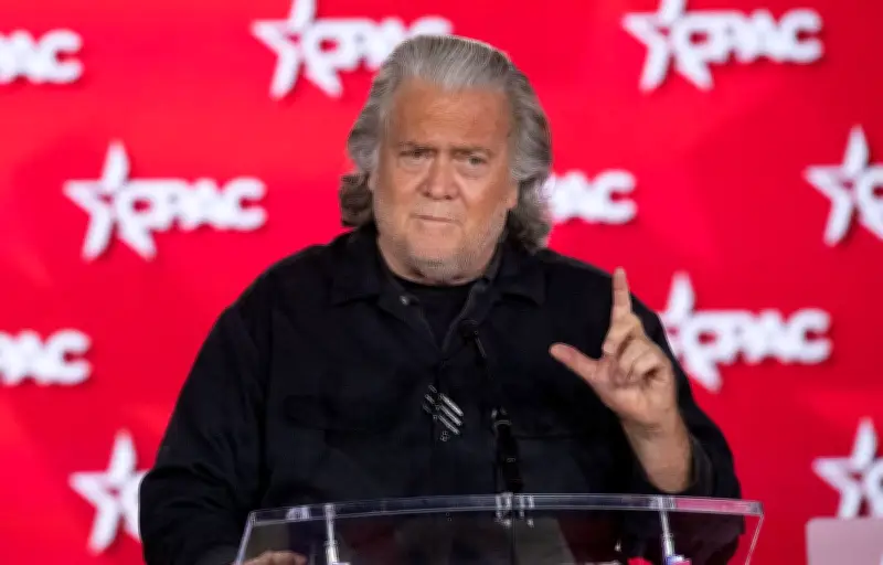 La Cour suprême américaine facilite l'annulation de la condamnation de Steve Bannon