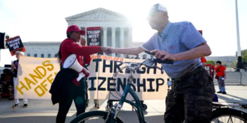 La Cour suprême américaine sceptique face à la remise en cause du droit du sol par Trump
