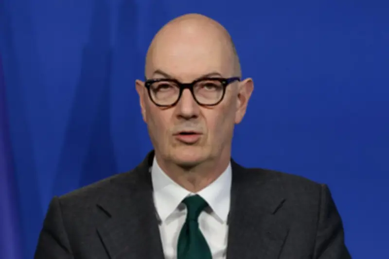 La dette publique : de l'instrument de guerre au fait social total