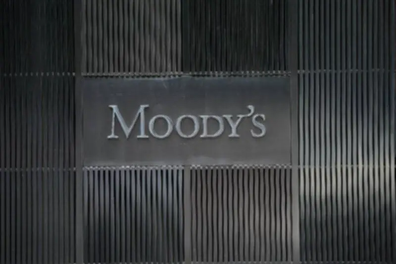 La France sous la menace d'une dégradation de sa note par Moody's ce vendredi