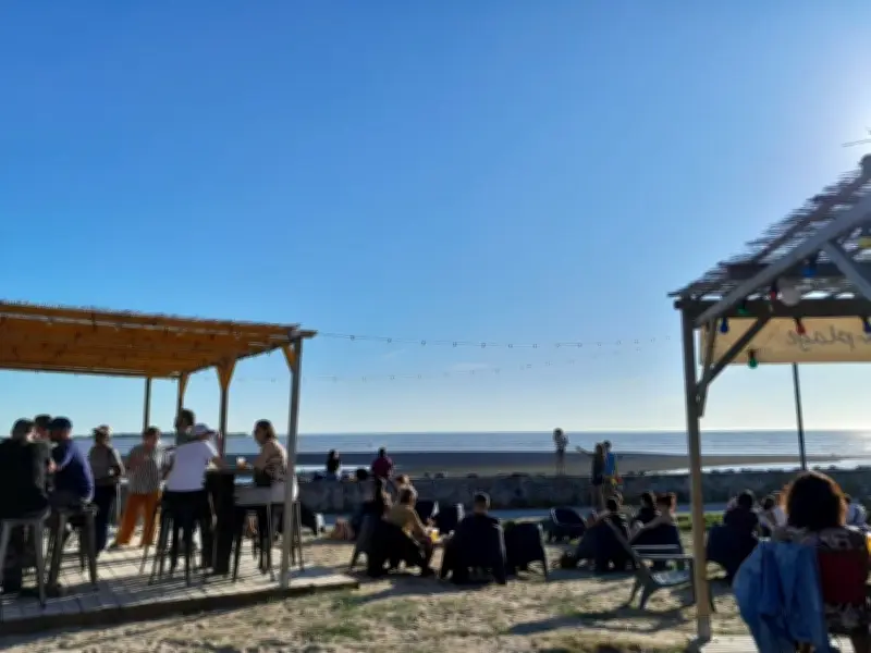 La guinguette du parc de Godechaud à Aytré séduit par son ambiance et ses prix