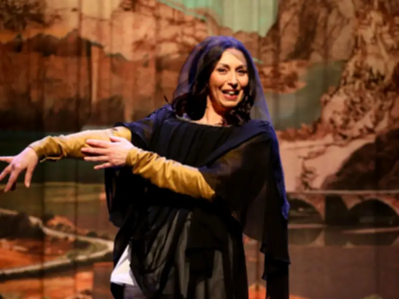 La Joconde prend la parole à Jonzac dans un spectacle de Laurent Ruquier