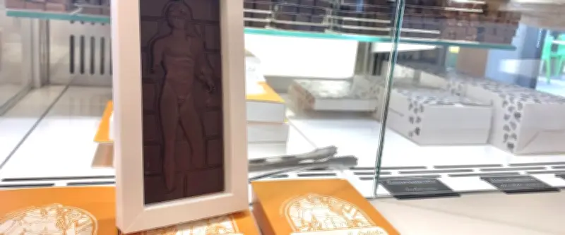 La Maison Gil lance une plaquette chocolatée à l'effigie de l'Éphèbe d'Agde