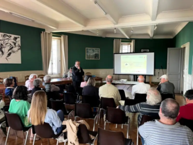 La municipalité présente les futurs aménagements de la place Pierre-Orus et de la rue Victor-Hugo