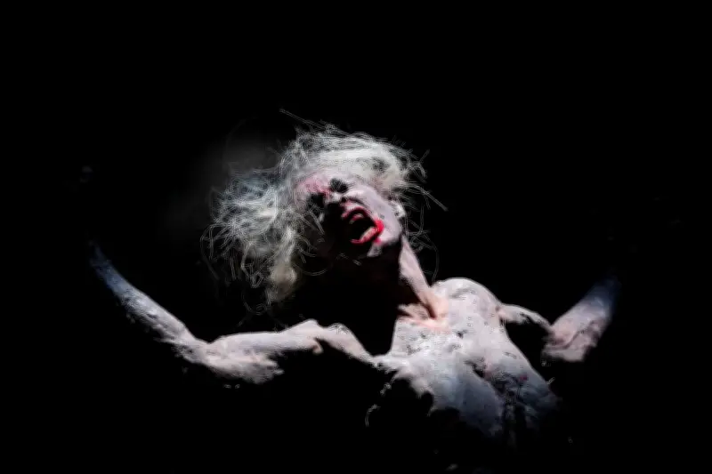 La peur au théâtre : une émotion en voie de disparition ou un renouveau ?