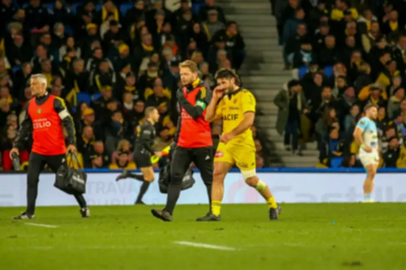 La Rochelle : Favre blessé, retours et un pilier en test avant Ulster