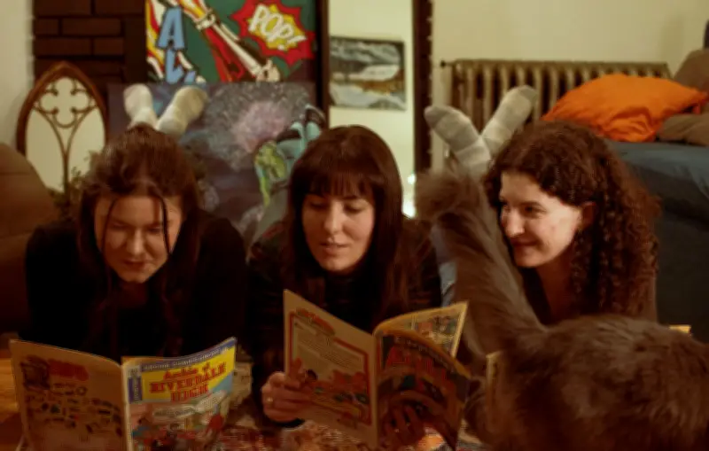 La romance en BD conquiert TikTok et les librairies grâce aux webtoons