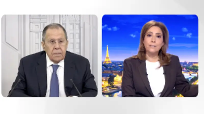 Léa Salamé justifie son interview de Lavrov face aux critiques de complaisance