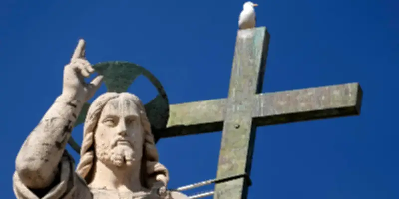 La transmission de la mémoire de Jésus après sa crucifixion : un héritage complexe