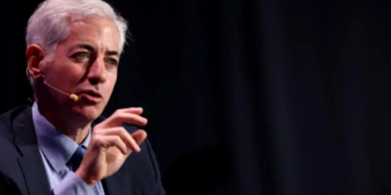 La vente d'Universal Music pourrait rapporter gros à Bolloré