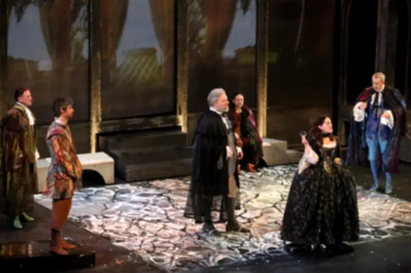 La Veuve rusée à l'Olympia : succès mitigé pour la comédie de Goldoni