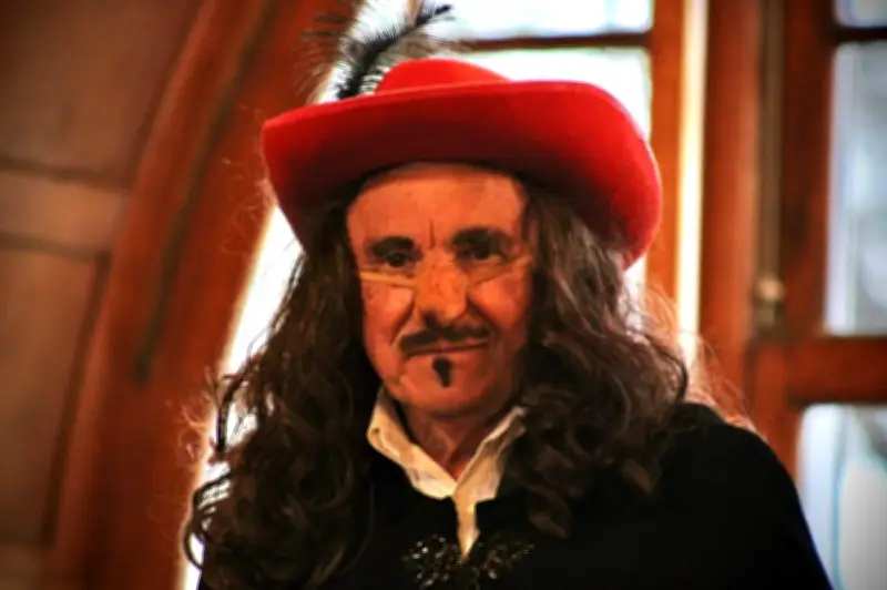 La Villa Arnaga lance sa saison culturelle avec Lecture en partage et une exposition sur la Comédie-Française